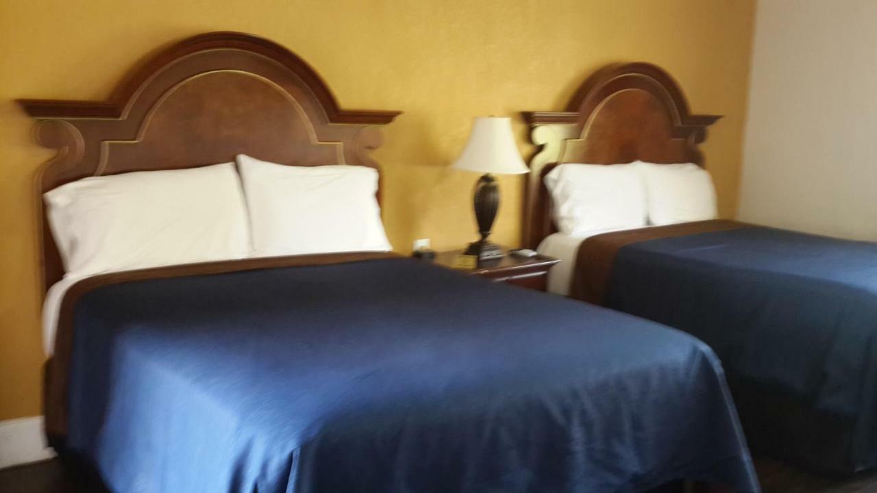 American Regency Inn Williams Pokoj fotografie