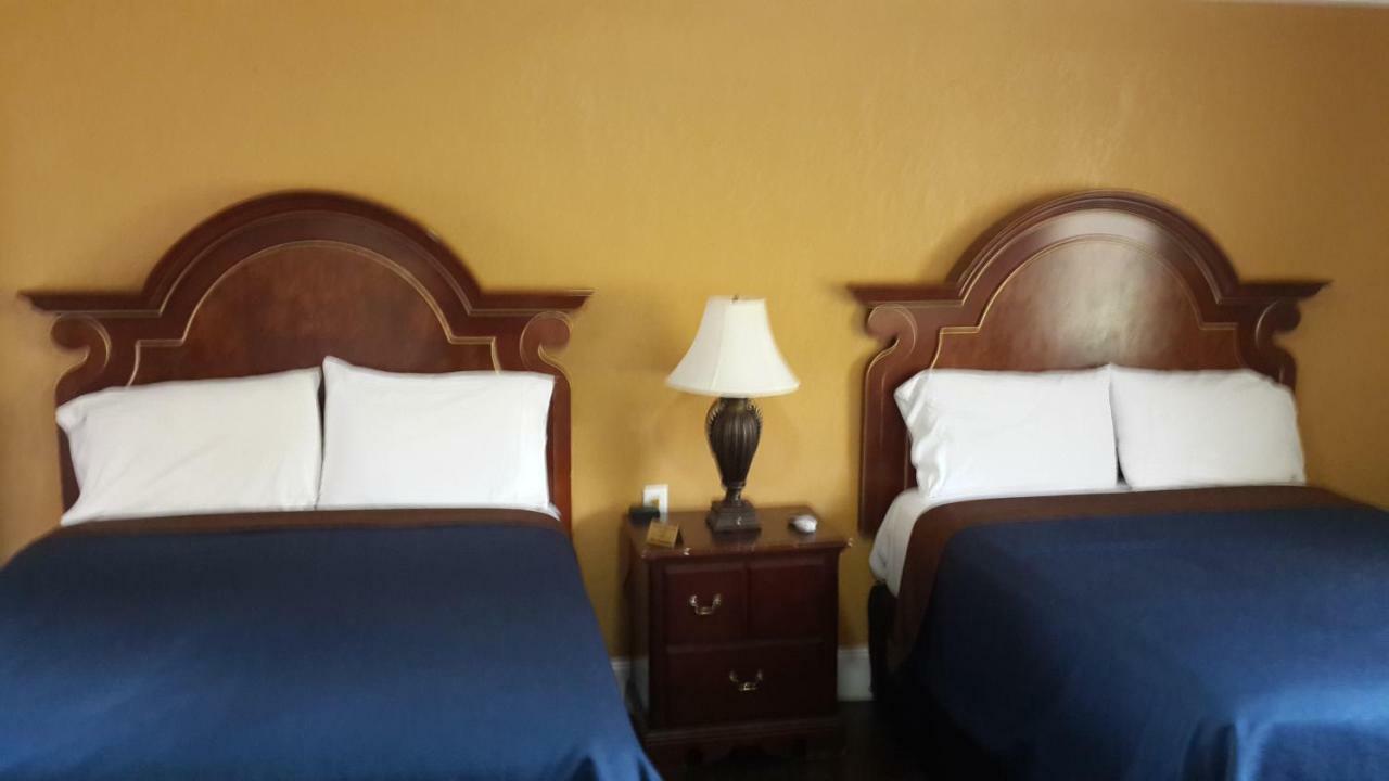 American Regency Inn Williams Exteriér fotografie