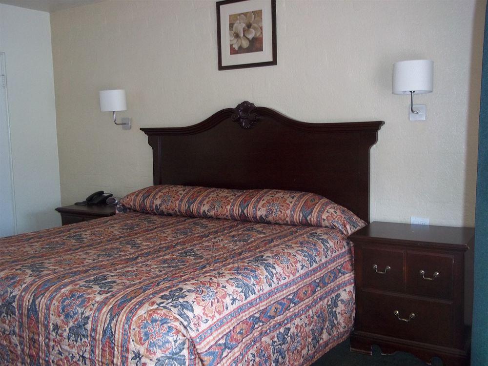 American Regency Inn Williams Exteriér fotografie